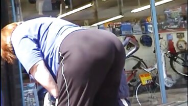 Shaved bang dengan menggoda Amirah Adara dan baju kurung seks Subil Arch dari MixedX