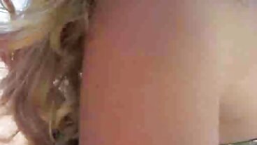 Oral bang dengan Oktavia Milton tumblr awek seks yang cantik dari LetsDoeIt