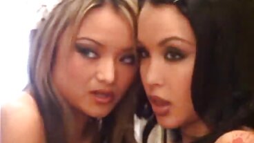 Lucah gaya anjing video seks isteri melayu dengan Catalina Ossa panas dari Tug Pass