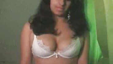 Mubaligh dengan Stasia Si panas video seks terbaru melayu dari 21 Sextury