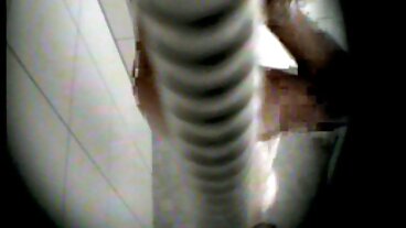 Seks Rambut Panjang dengan Clara Mia yang cantik dari seks ramai2 5k lucah