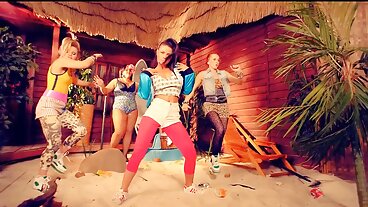 Video Firm Ass awek sangap seks dengan pengawas Hanna Rey dari Dirty Flix