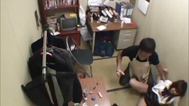 Adegan Long Legs dengan April Snow yang mengagumkan video seks terbaru melayu dari Naughty America